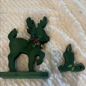 Green Wooden Reindeer Decor